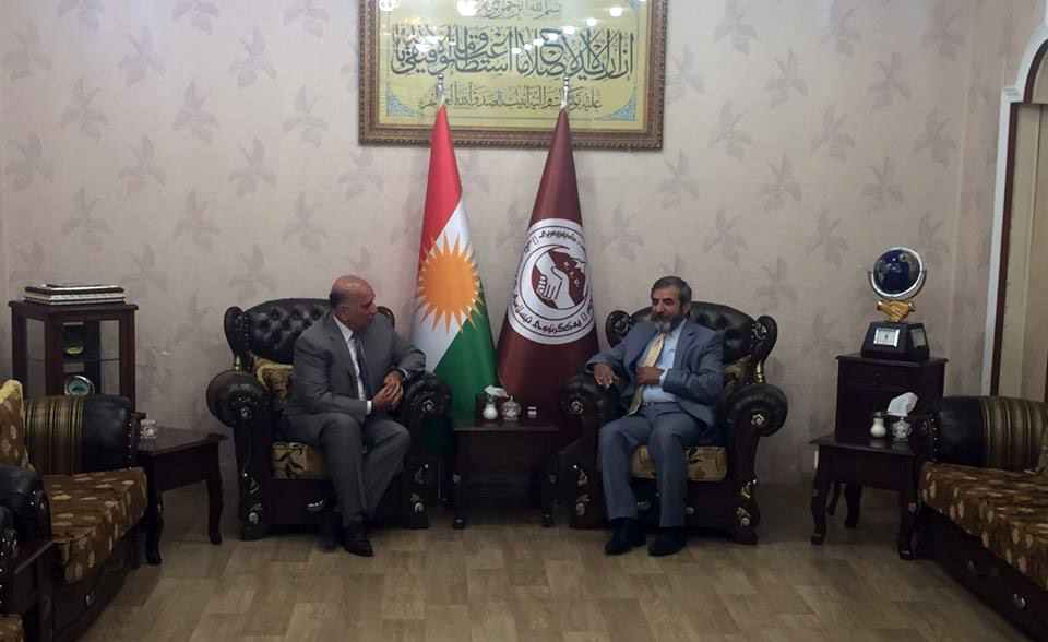 فوئاد حوسێن و سەلاحەدین بەھائەدین لە كۆبوونەوەدان